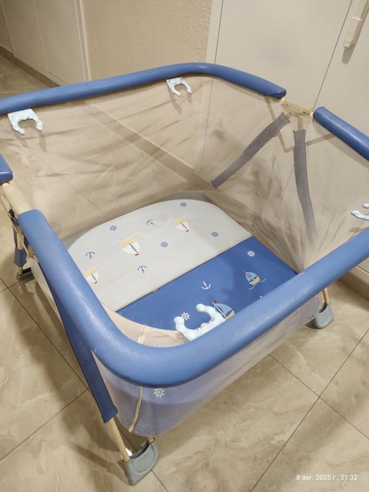 Качалка- кроватка, манеж, люлька, ліжко