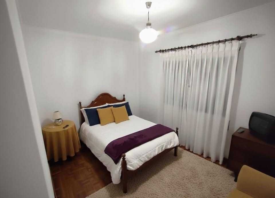 Andar de moradia, T3, mobilado e com TVs em Gandra, Valença