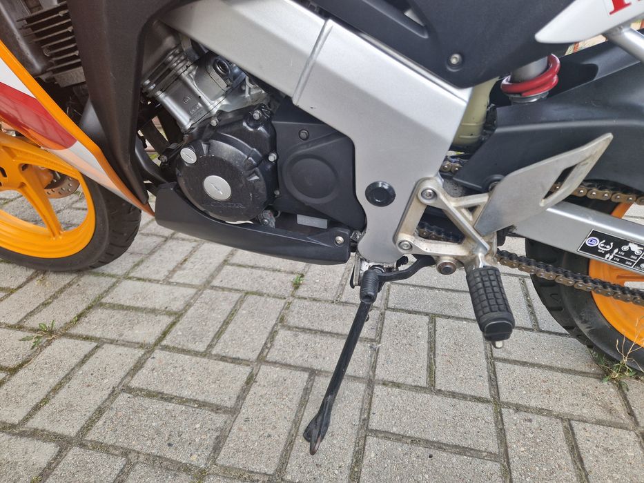Honda CBR125R JC50 Repsol