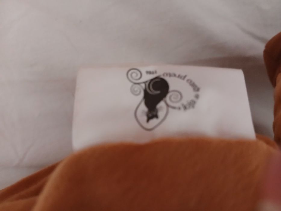 Peluche grande castanho