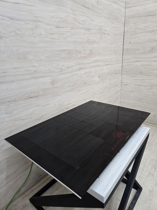 Топова.Індукційна поверхня Siemens 80см Флекс Зони Збережена