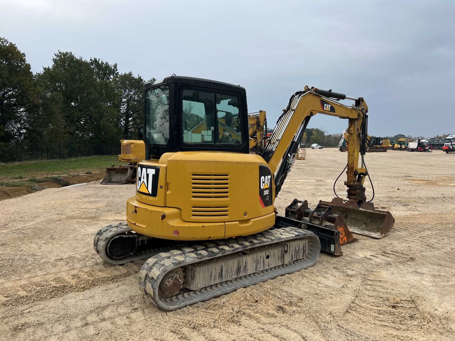 2019 Caterpillar 305E 2CR Escavadora / Giratoria