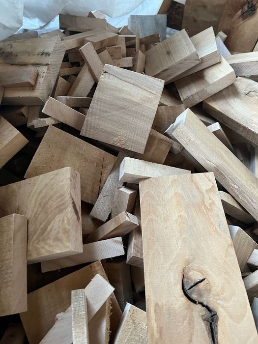 Сухі букові дрова