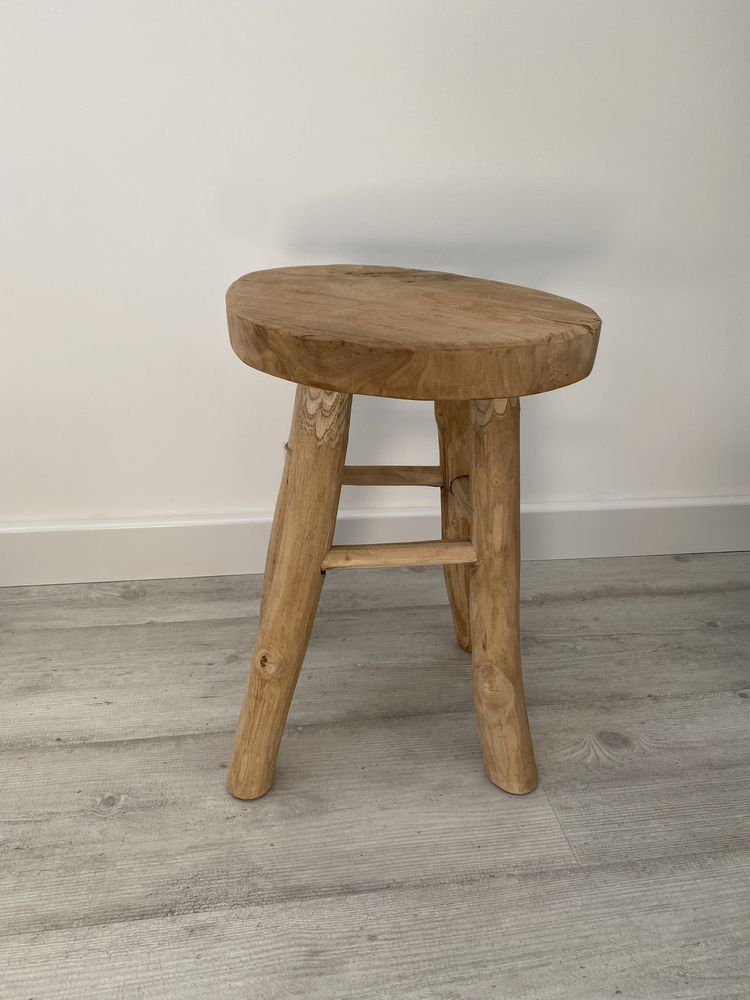 Ręcznie robiony taboret stołek z drewna tekowego szafka nocna stolik