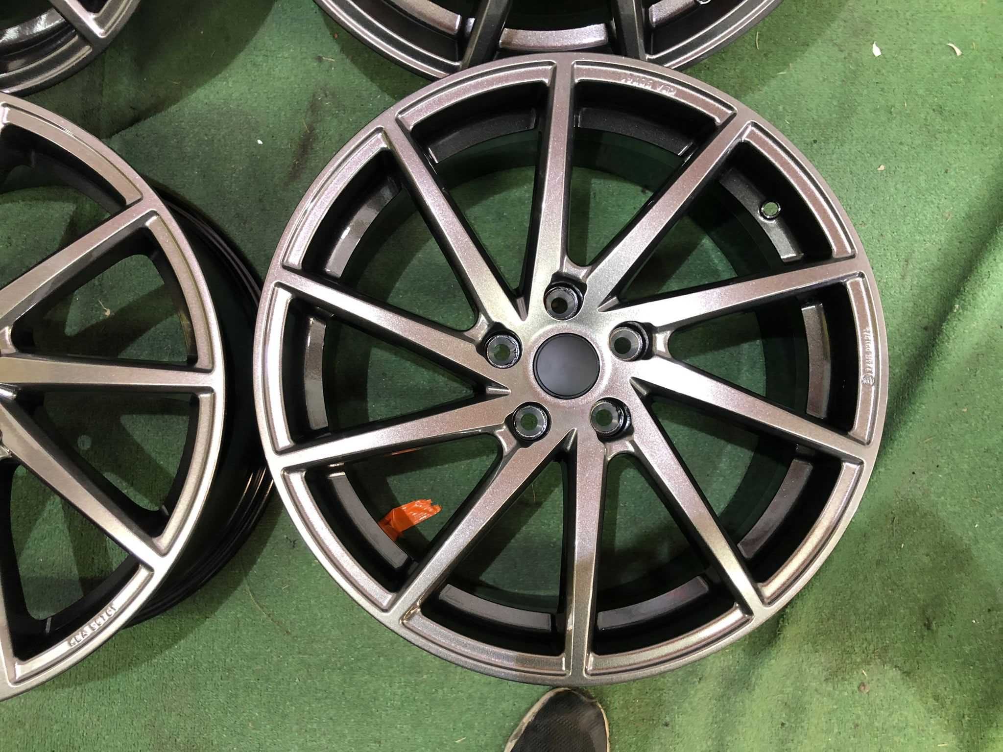 Alufelgi 5x114,3 19'' Alloy Wheels