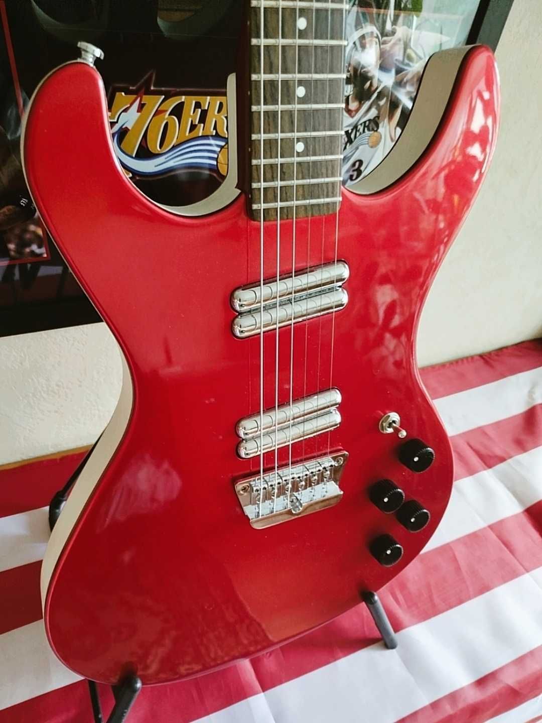 Danelectro Hodad (Red Metallic) - Made in Korea