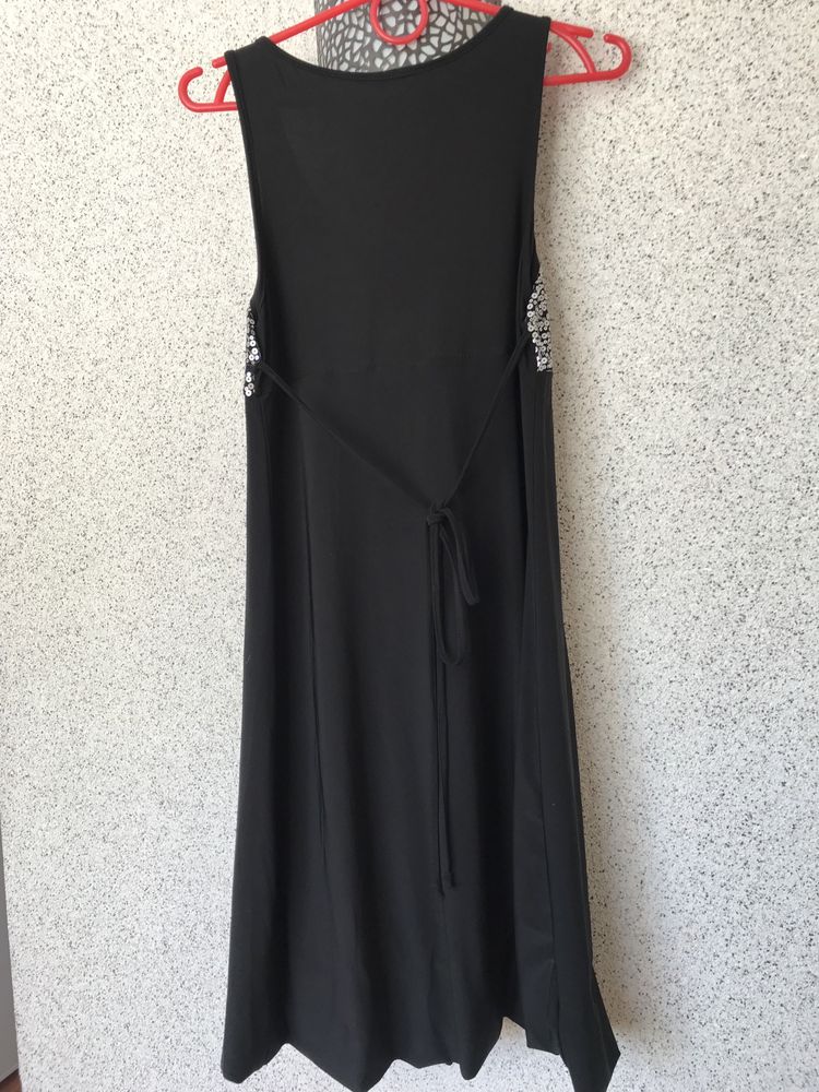 Гарна сукня, плаття, сарафан на ріст 164-170