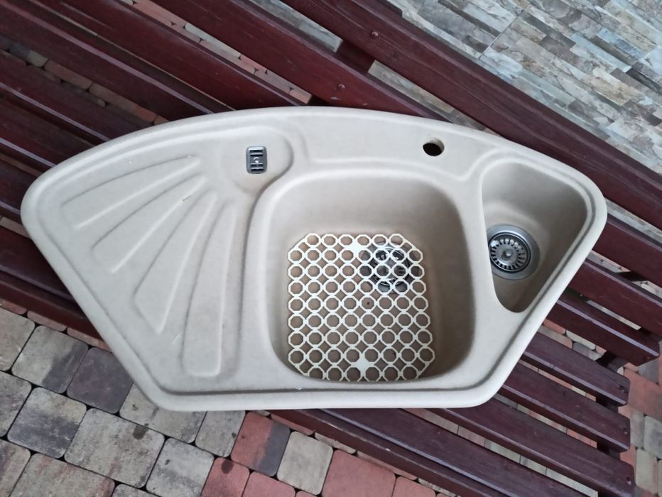 Zlewozmywak granitowy narożny