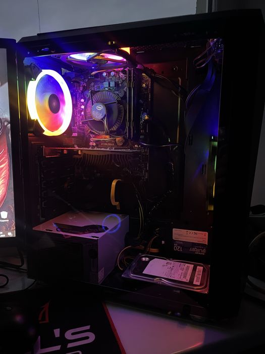 Домашний ПК как для игр так и работы. Полный Комплект