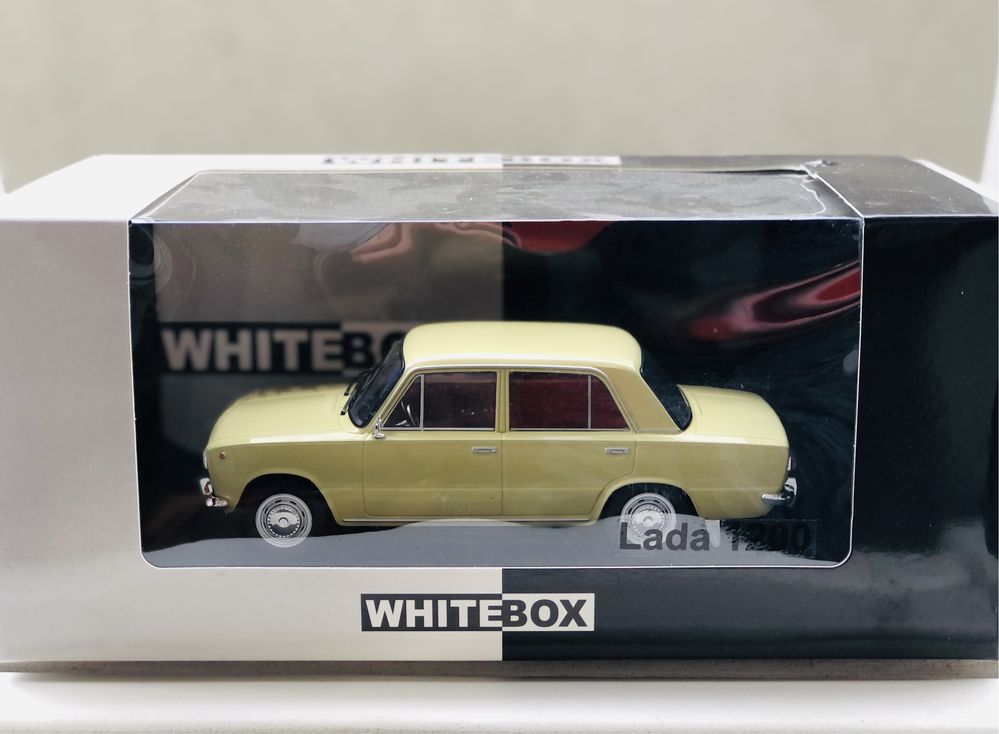 ŁADA 1200 Whitebox 1:24