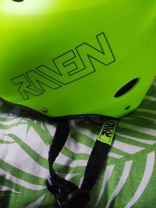 Kask Raven rower, hulajnoga, wrotki, rolki. Neon zielony. Rozmiar M