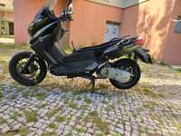 Xmax 125CC peças