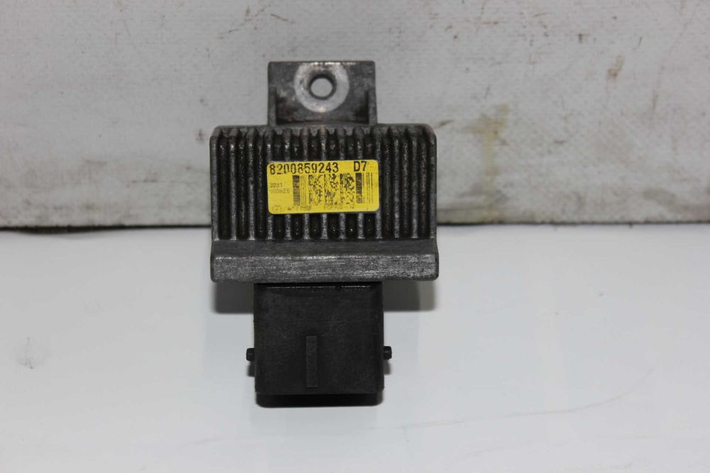 Реле свічок розжарювання Renault Kangoo/Trafic Mercedes citan.