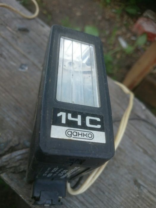 Фотовспышка Электроника ФЭ-27 , Salute. 2шт.