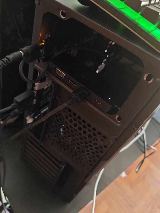 PC Torre Gamer i7 8550U Modificado

Conta com

Intel i7 8550U Vpro
Ram