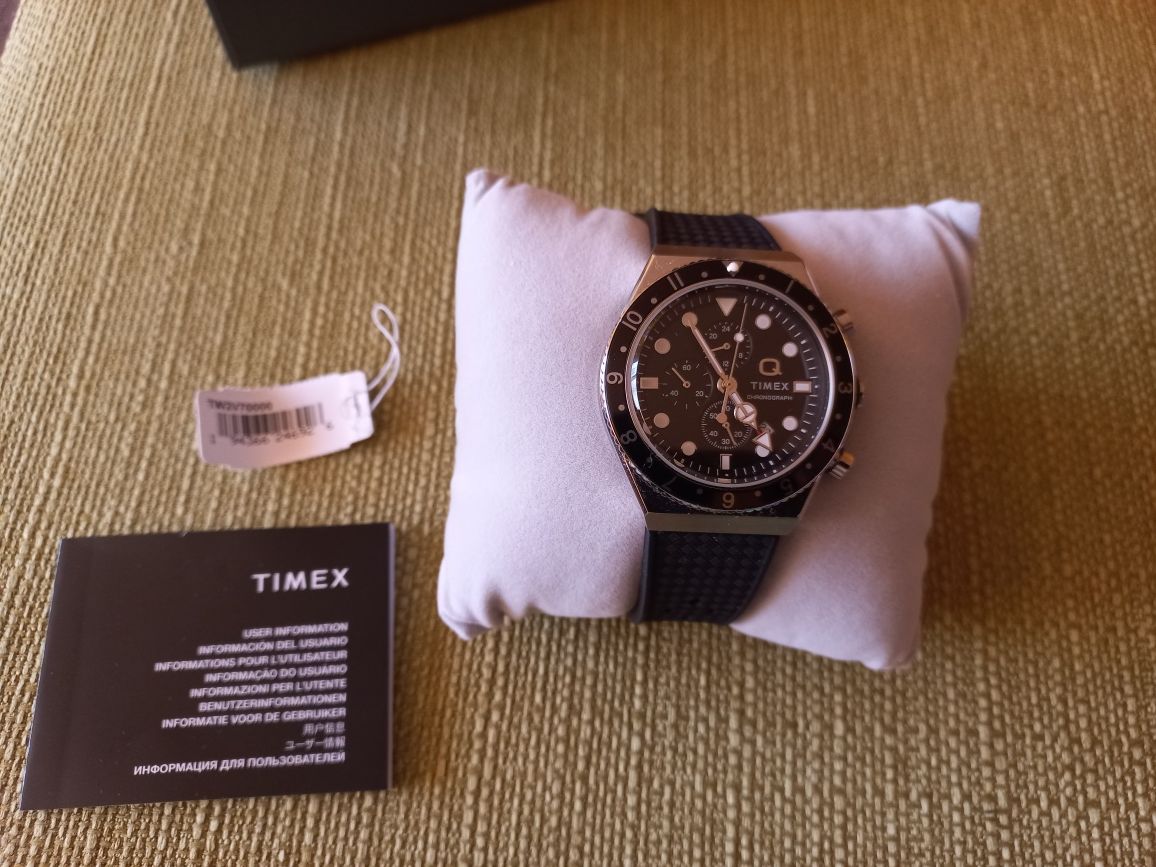 Zegarek Timex Q Three Time Zone Chronograph TW2V70000 + gratis