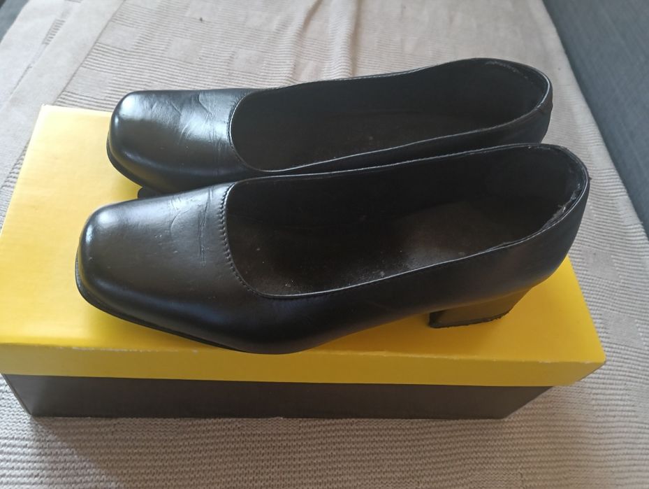 Sapatos de traje