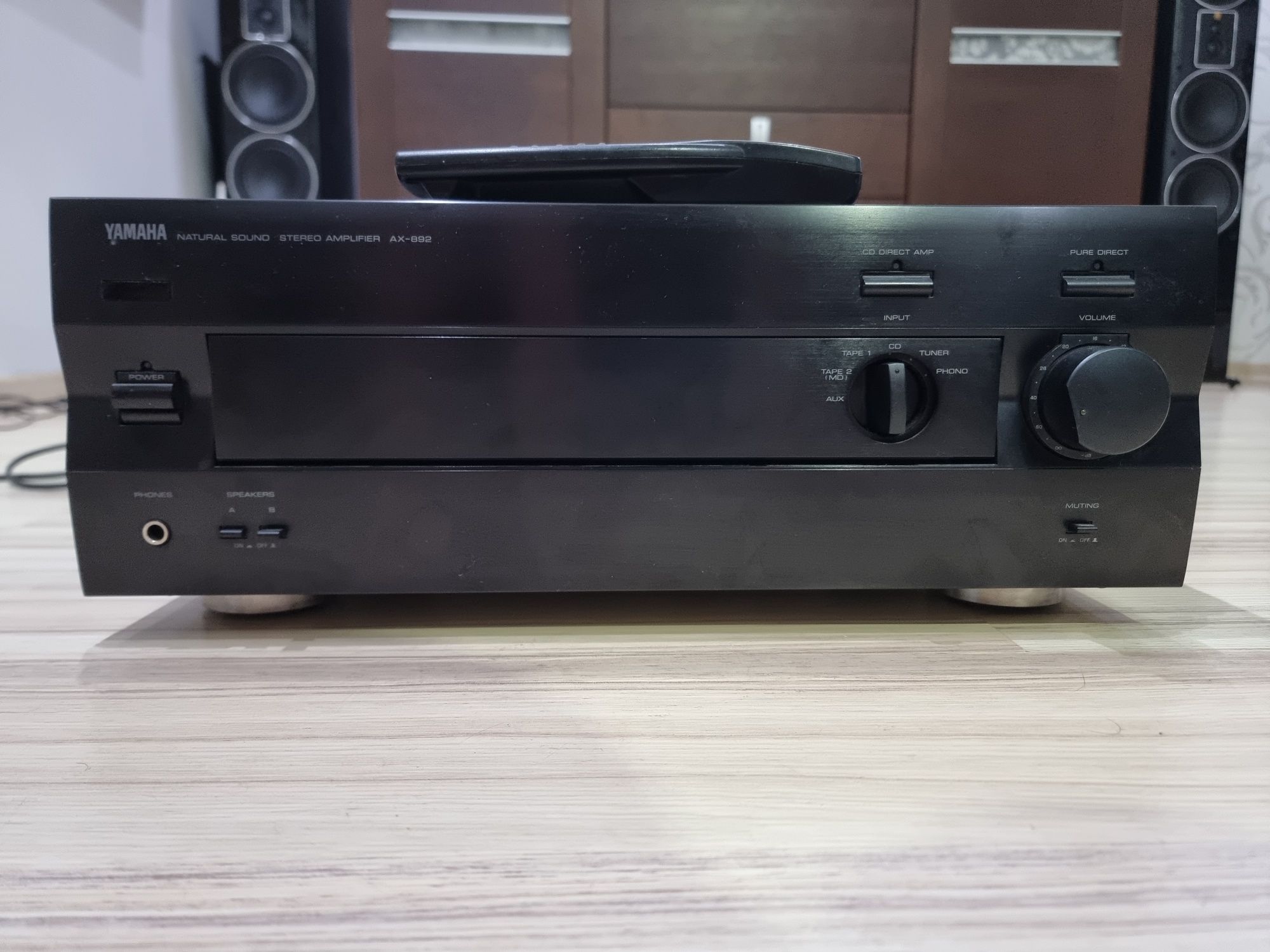 Wzmacniacz  Yamaha AX 892 z pilotem