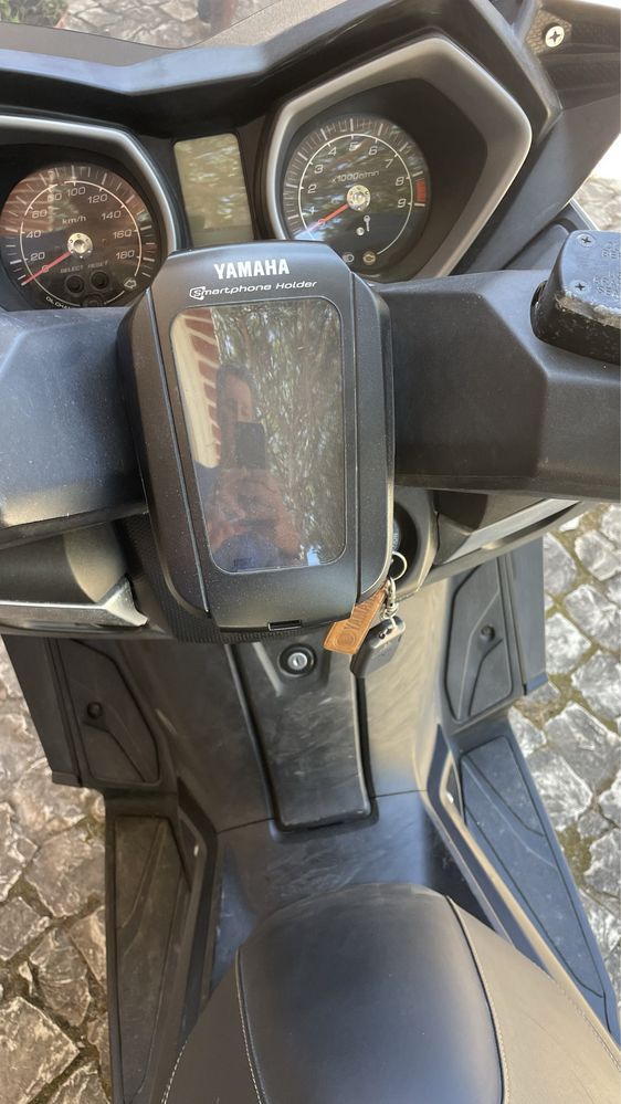 Yamaha x max 400