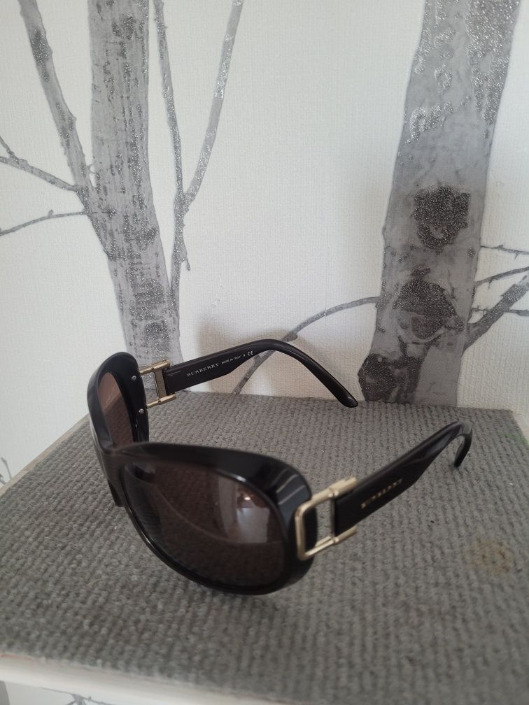 Oryginalne okulary przeciwsłoneczne Burberry damskie