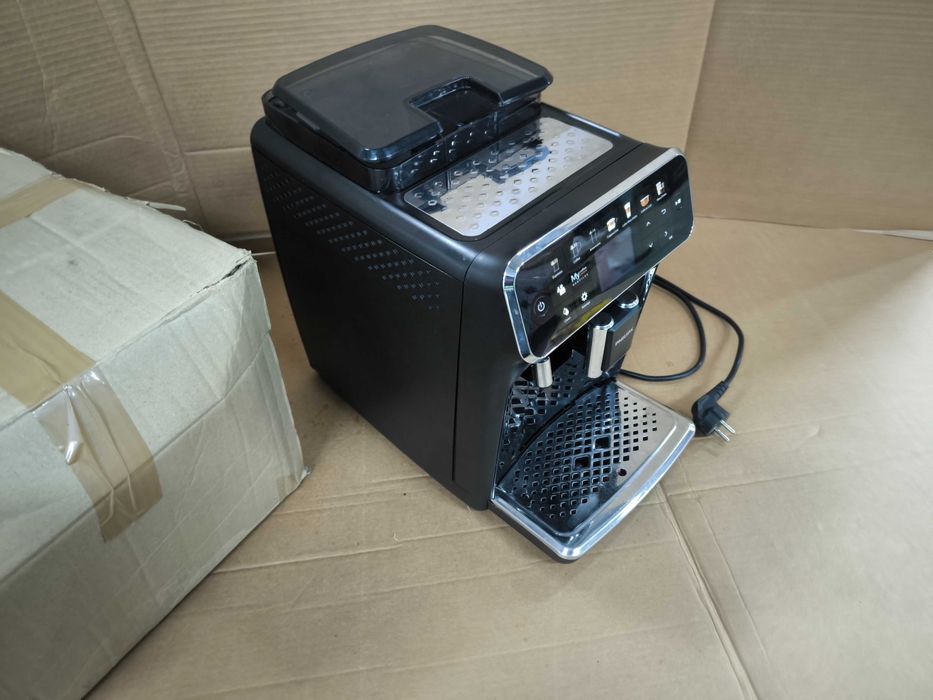 Automatyczny ekspres ciśnieniowy Philips EP5441/50 1500 W czarny