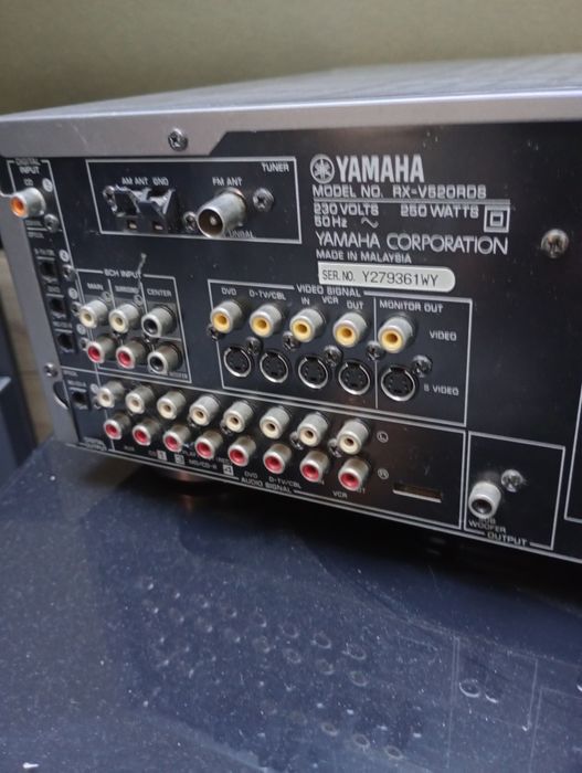 Yamaha Rx-v520 RDS Amplituner