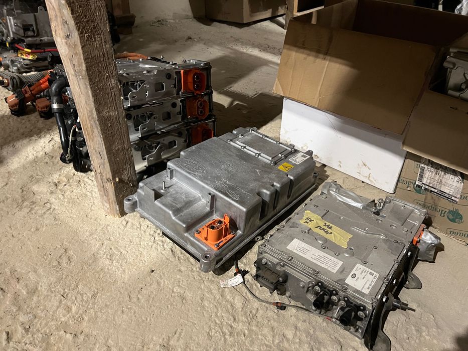 Блок зарядки BCCM Jaguar I-pace інвертор конвертор перетворювач