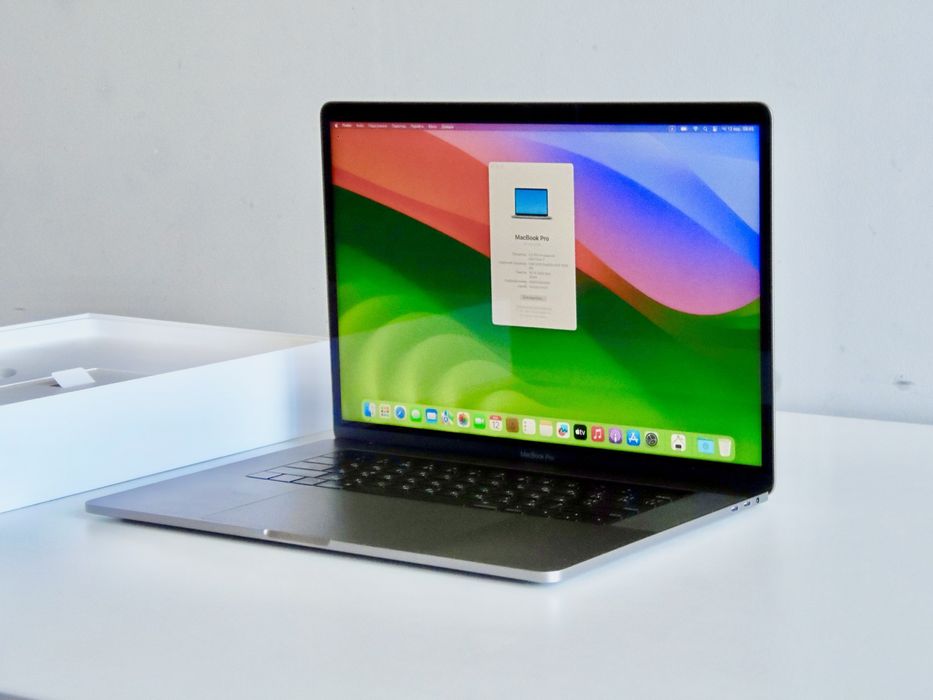 MacBook Pro 15” 2019 Radeon Pro 555 16/256 Gb M2 Retina XDR P3