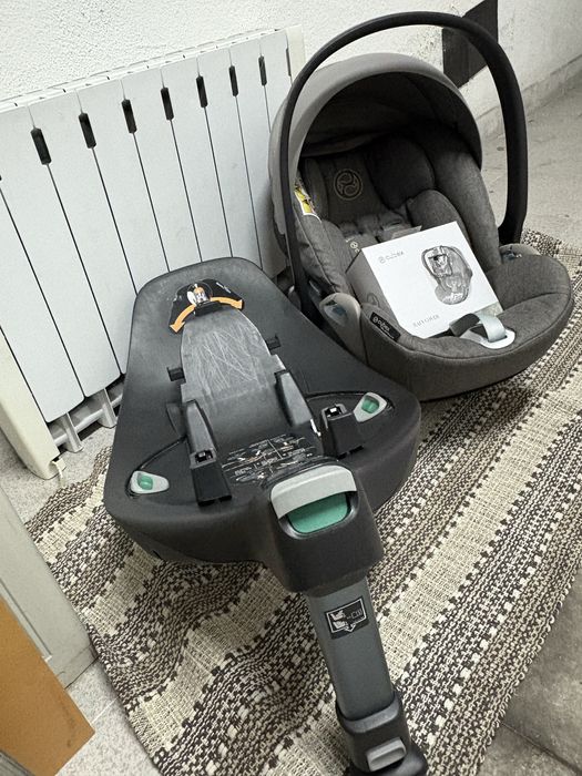 Ovo cybex cloud z + base isofix z + capa chuva