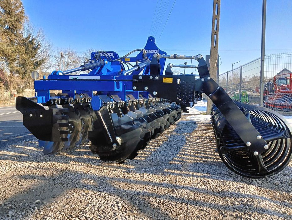 brona talerzowa hydrauliczna JANPOL SHREK 4m 560 talerz daszek 600