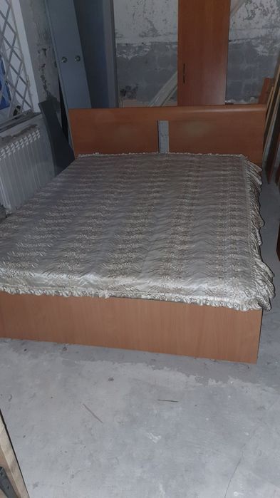 Продам 2х спальне ліжко