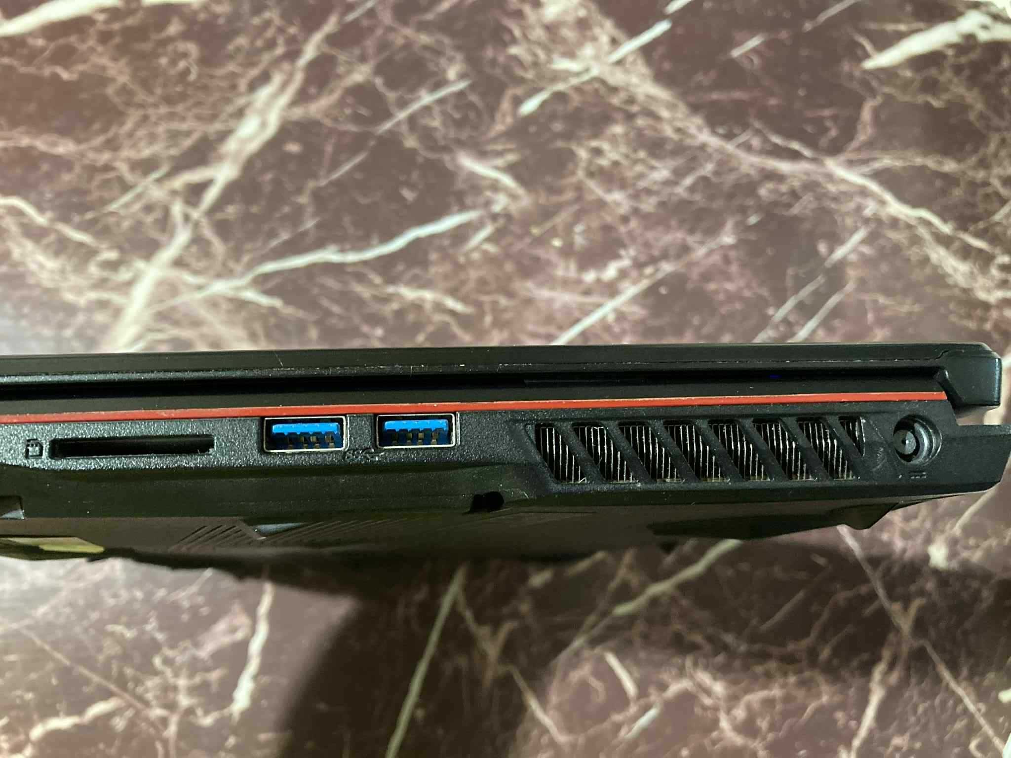 Laptop MSI GL 63 95C