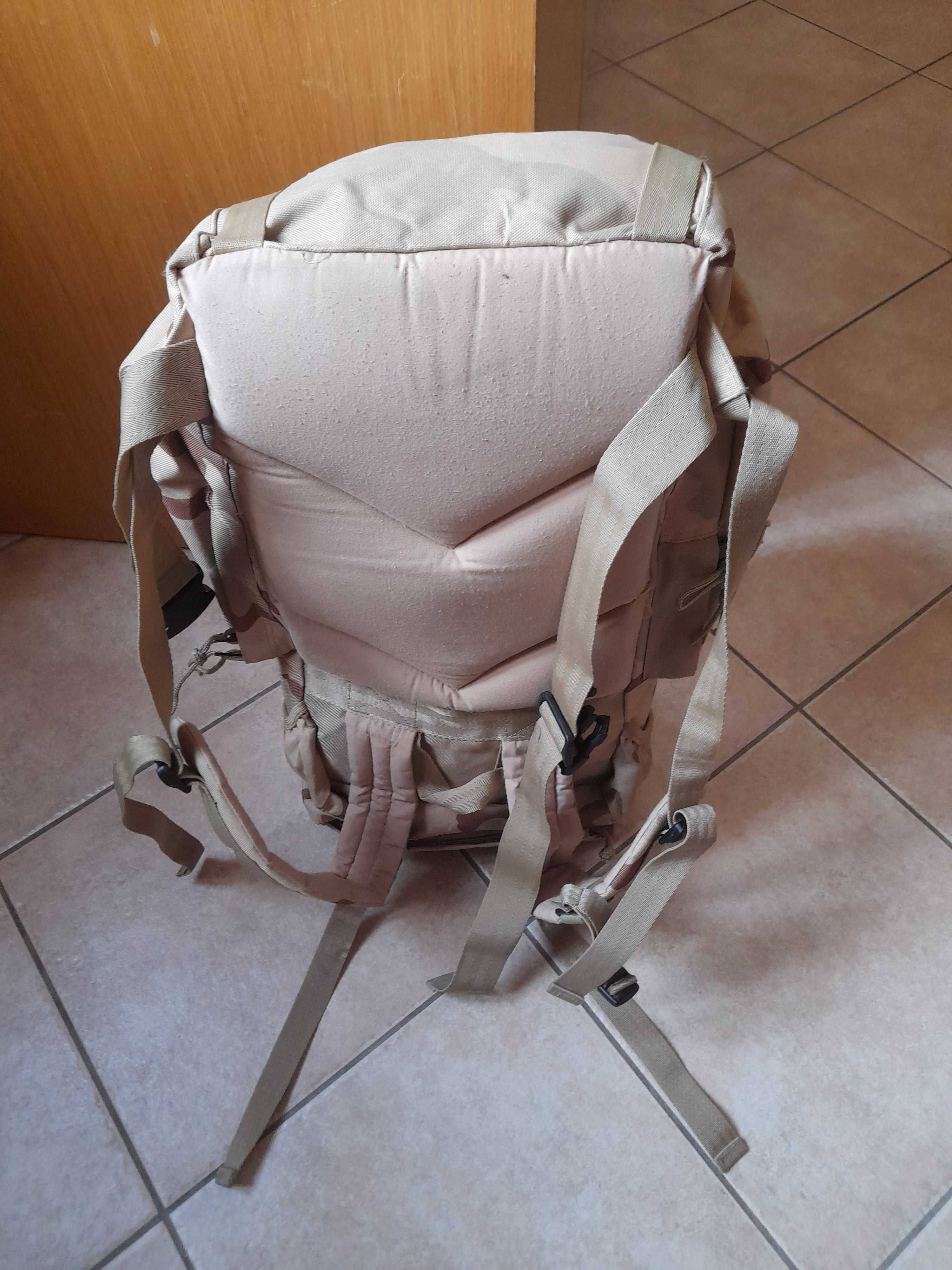 Mochila  camuflada