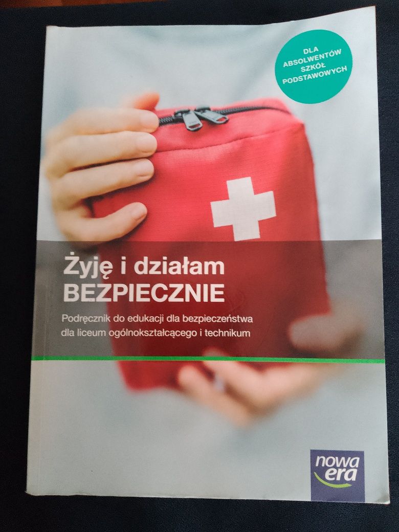 Podręcznik Żyję i działam Bezpiecznie