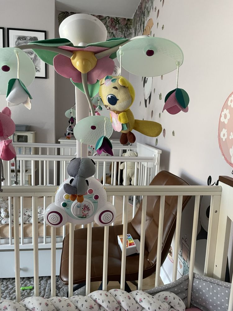 Dwie karuzelki tiny love forest stan idealny dla blizniaczek
