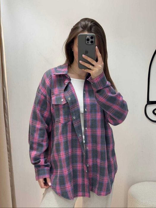 Жіноча картата сорочка