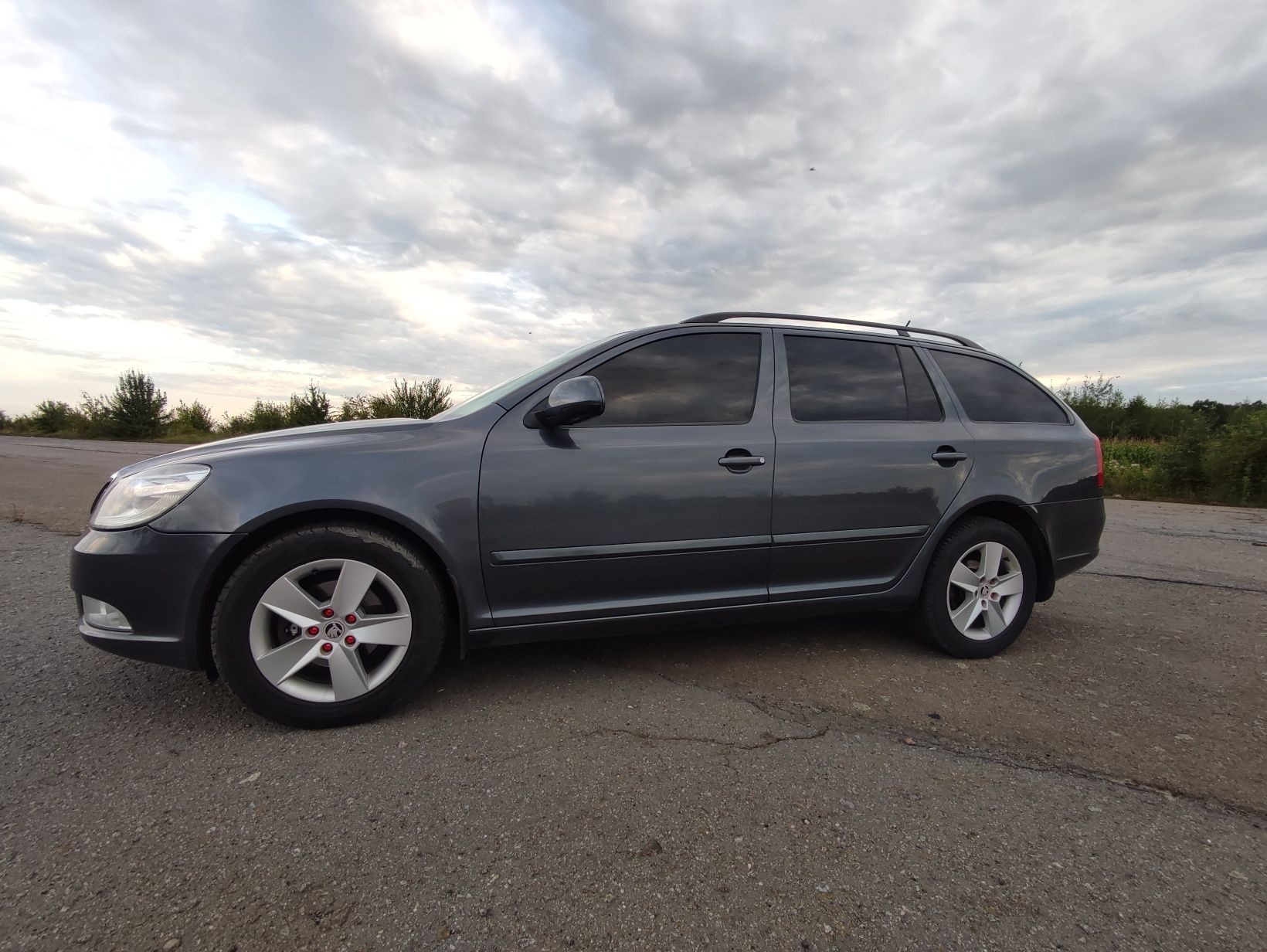 Шкода А5 універсал 1.6 tdi