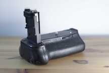 Grip Uchwyt Pinowy BG-E6 Canon 5D/6D Zamiennik