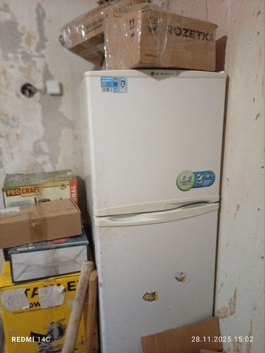 Продам холодильник LG, повний No Frost