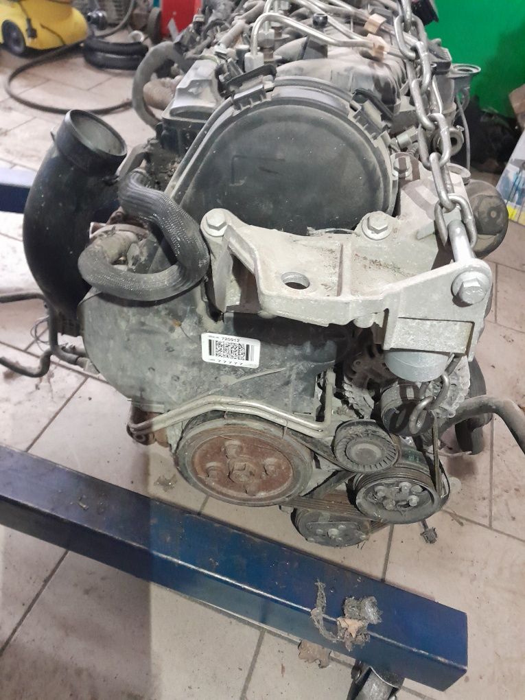 Silnik kompletny volvo 2.4 D5 d5244t5