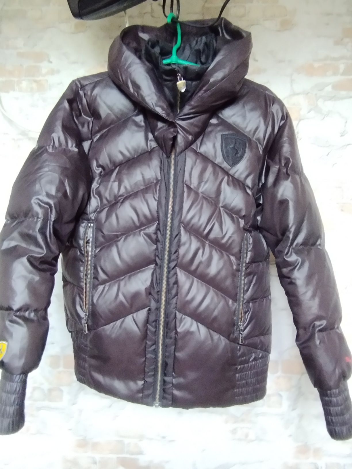 Женская курточка-пуховик ТМ Puma оригинал размер М