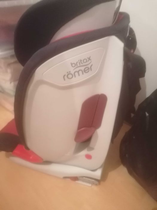 Cadeirinha Criança com isofix
