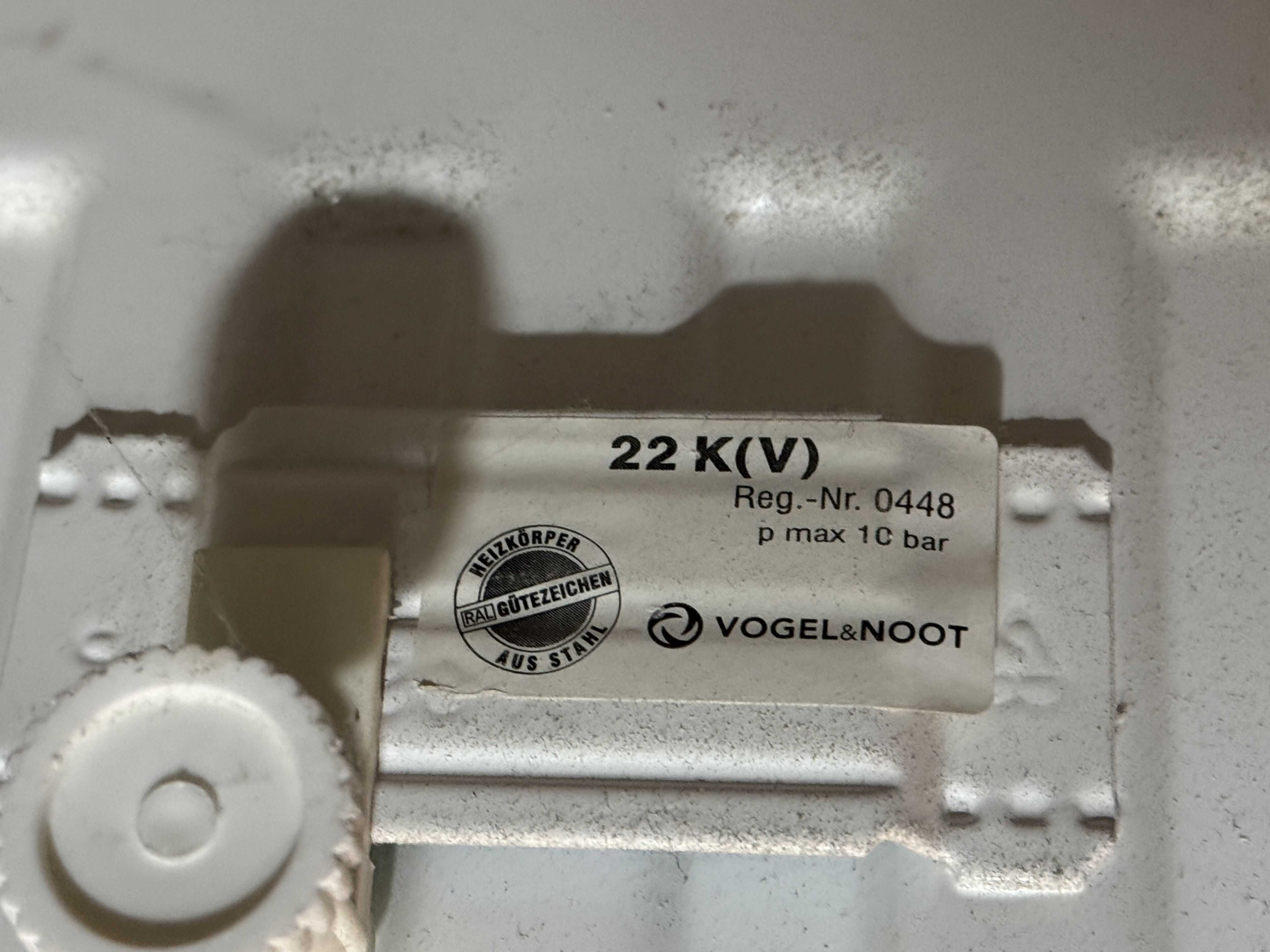 Grzejnik Vogel&Noot 22KV plus głowica Danfoss