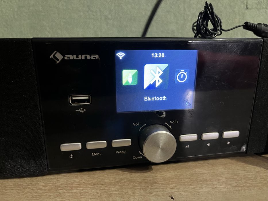 Саундбар AUNA з інтернет радіо