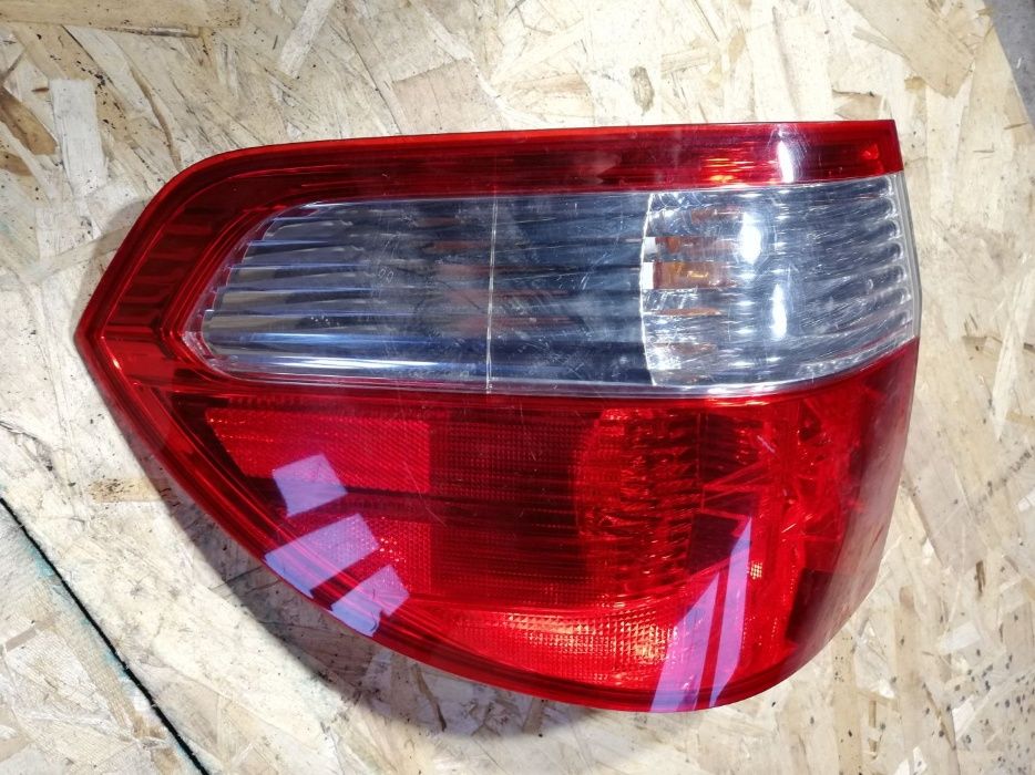 Lampa Honda Odyssey LEWA (uszkodzona) 05-08 r.