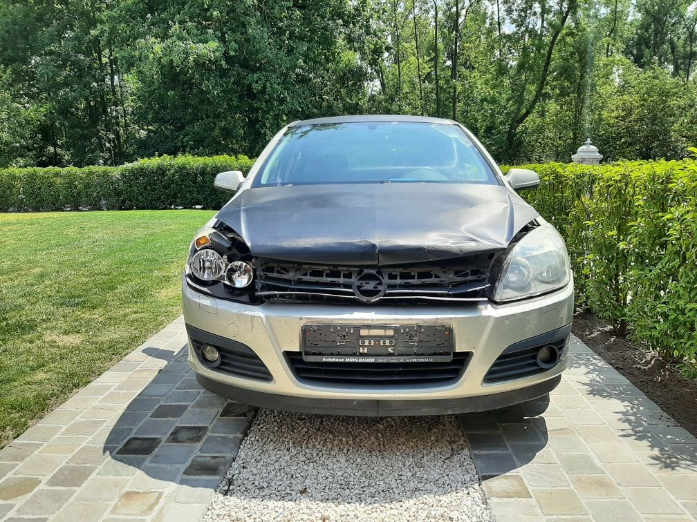 Opel Astra H 2005