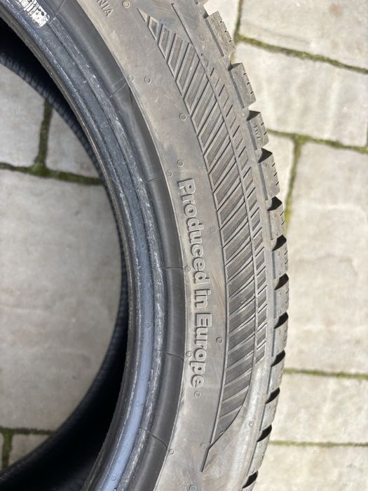 Продам резину зимову 225/45/17