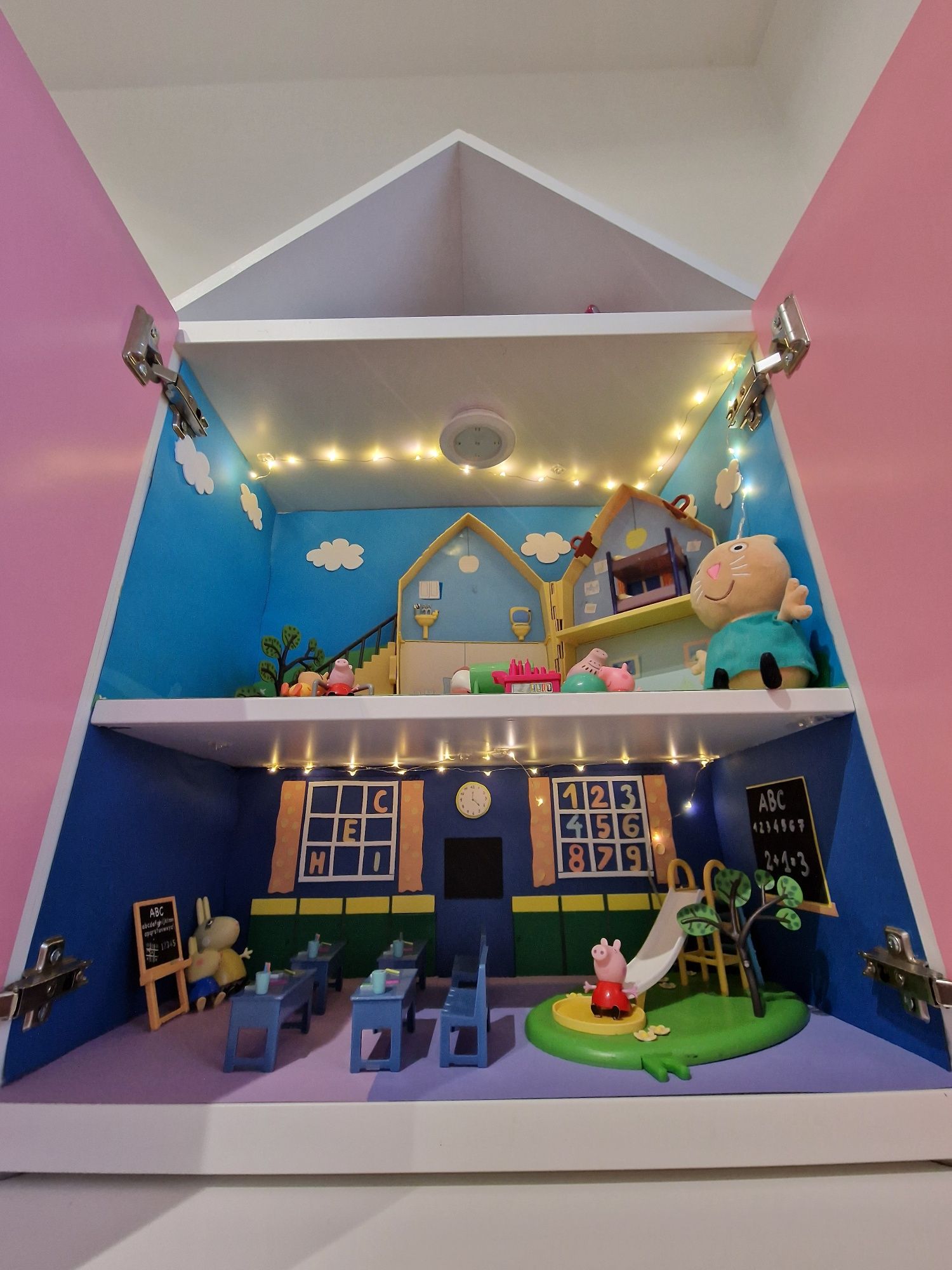 Swinka peppa domek auto samolot figurki piękny zestaw
