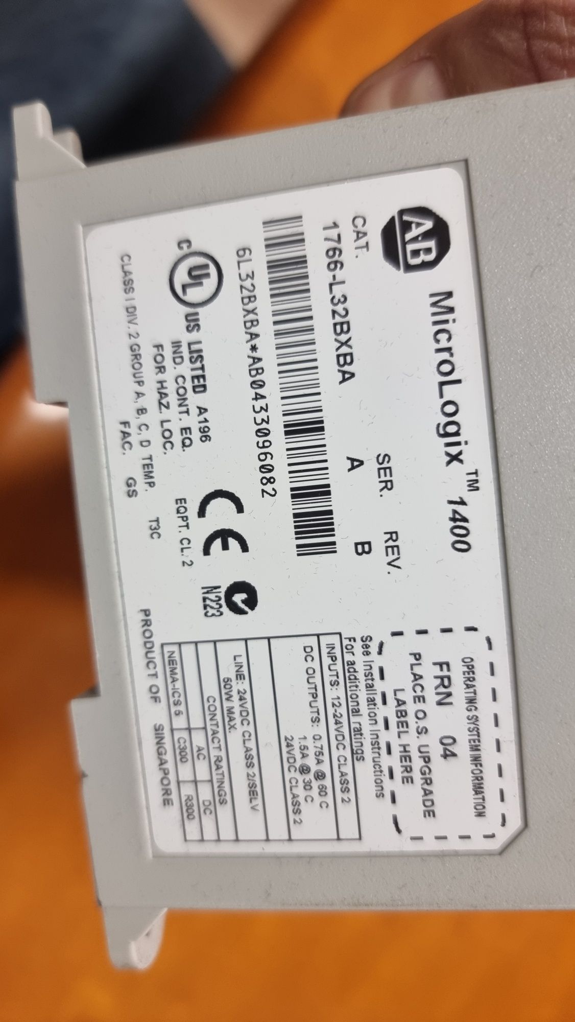 Sterownik plc allen bradley MicroLogix 1400  1766-L32 BXBA