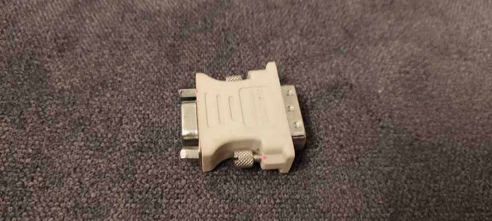 Adapter d-sub (vga) na DVI-I (wersja analog).